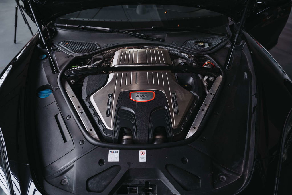 Porsche Panamera Turbo