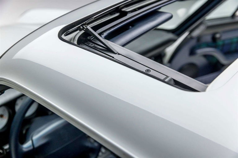 Porsche 993 Carrera 4S