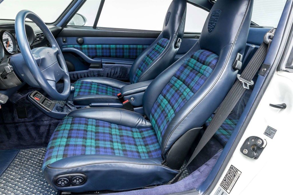 Porsche 993 Carrera 4S