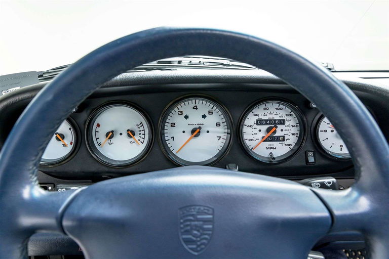 Porsche 993 Carrera 4S