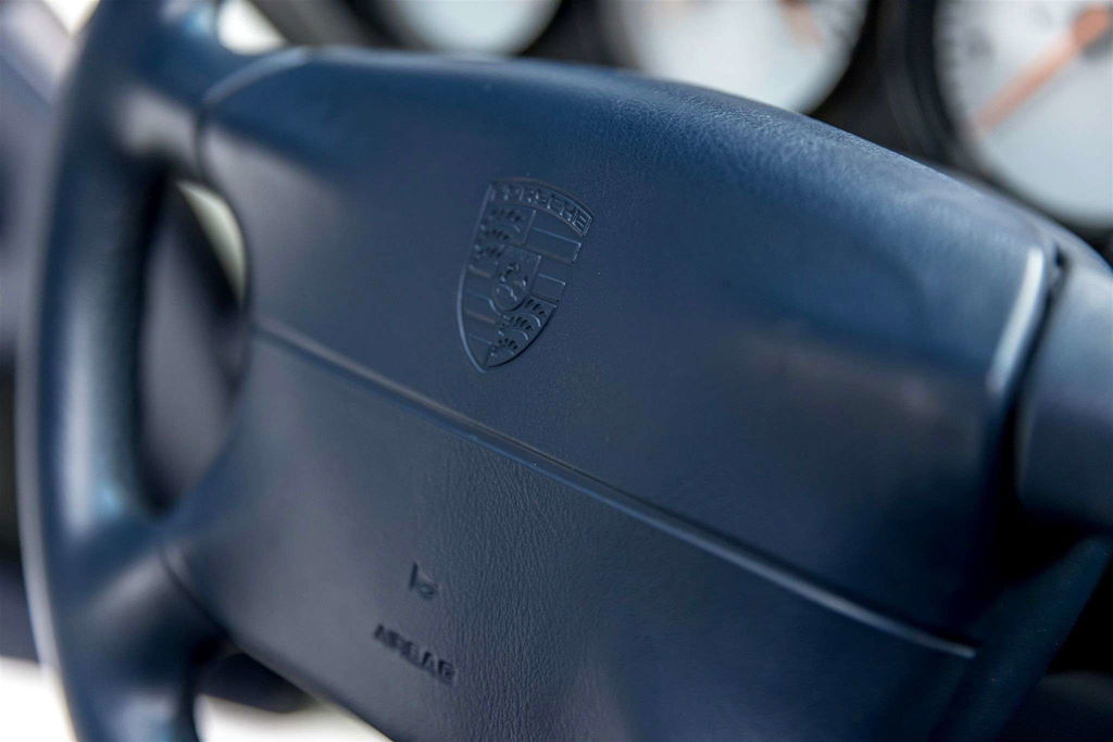 Porsche 993 Carrera 4S