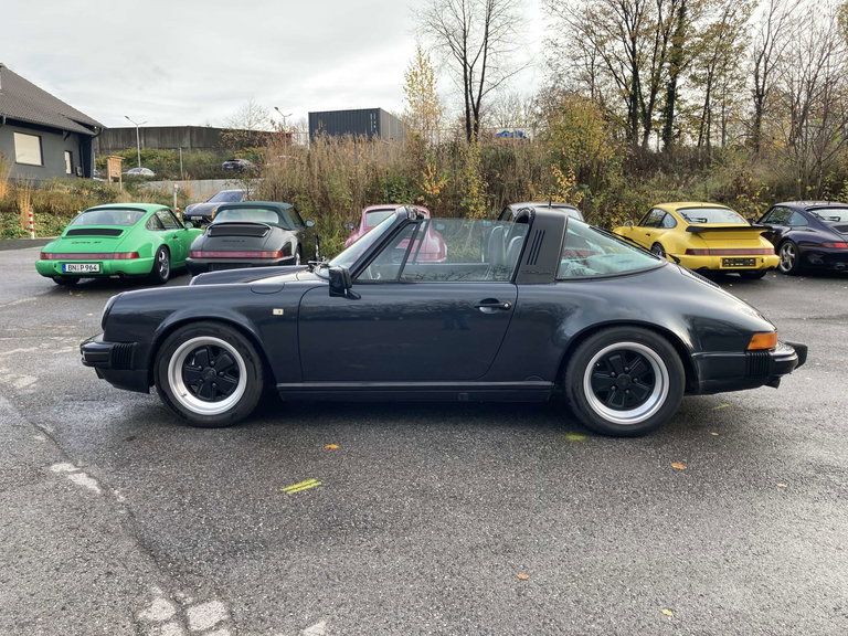 Porsche 911 Carrera 3.2