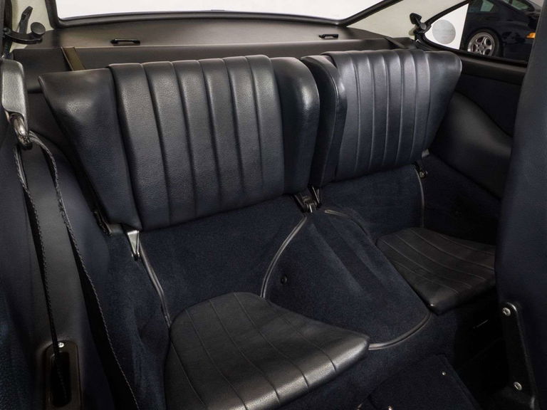 Porsche 911 Carrera 2,7