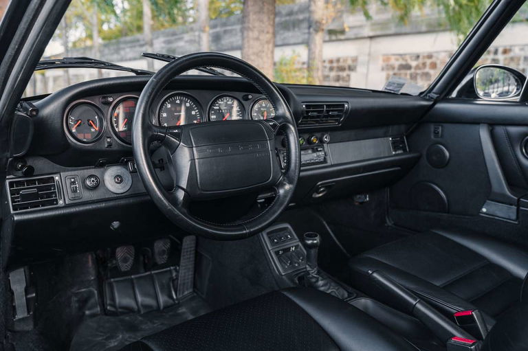 Porsche 964 Carrera 4