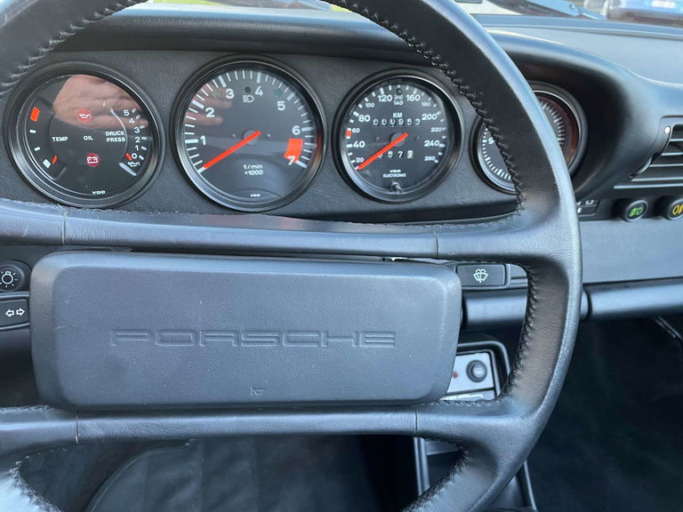 Porsche 911 Carrera 3.2 Speedster