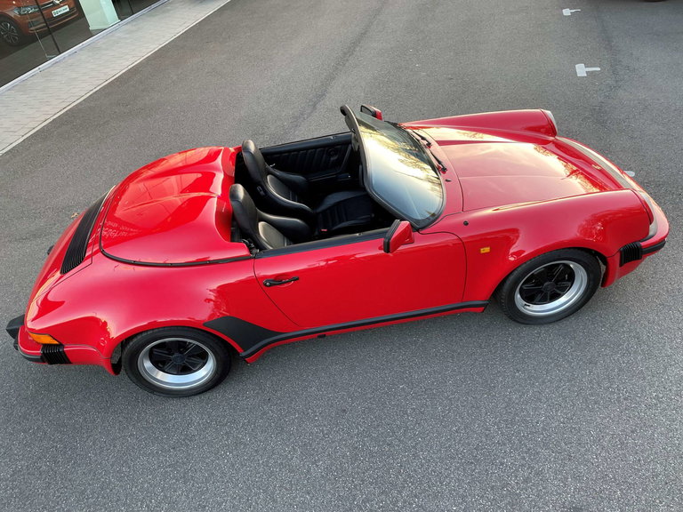 Porsche 911 Carrera 3.2 Speedster