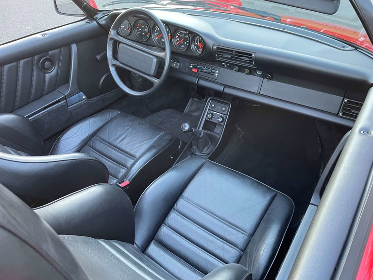 Porsche 911 Carrera 3.2 Speedster