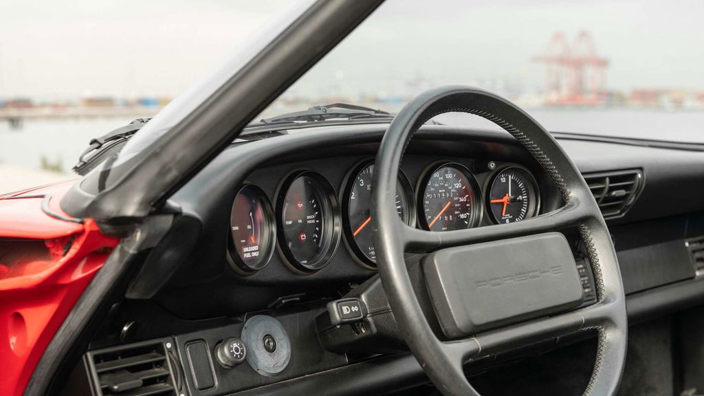 Porsche 911 Carrera 3.2 Speedster (US)