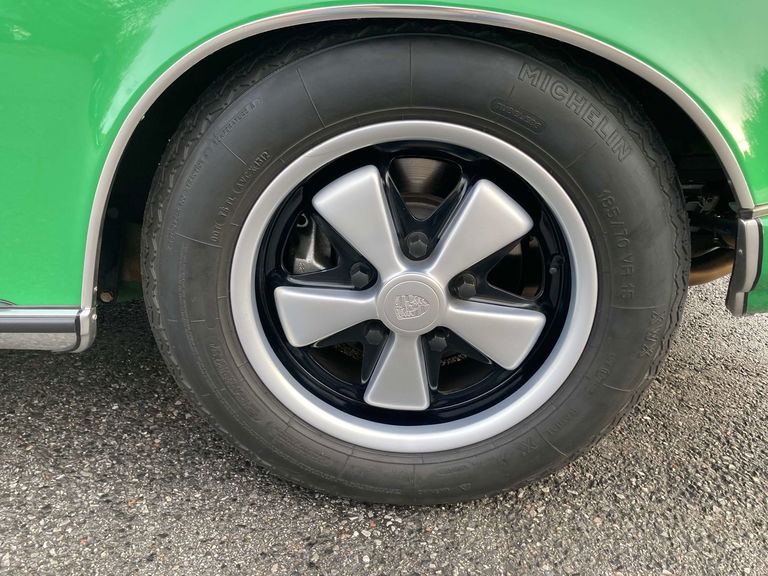 Porsche 911 T