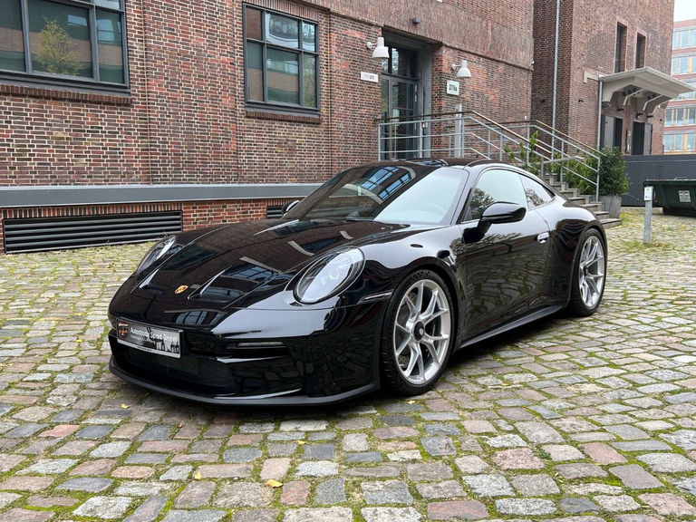 Porsche 992 GT3 Touring