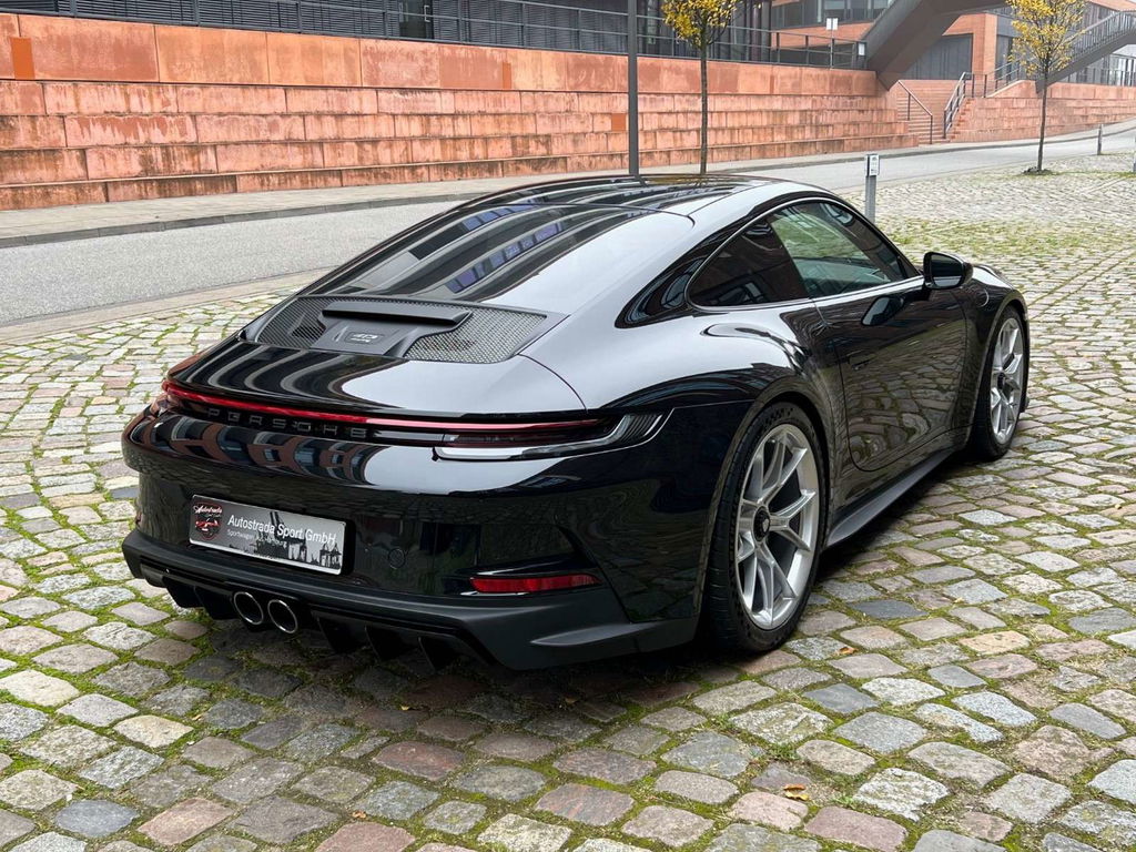 Porsche 992 GT3 Touring