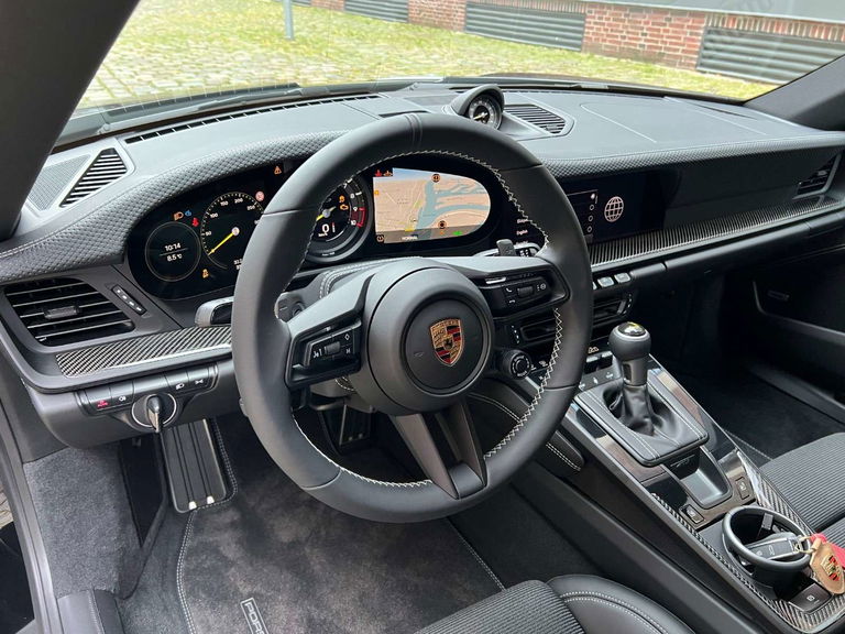 Porsche 992 GT3 Touring