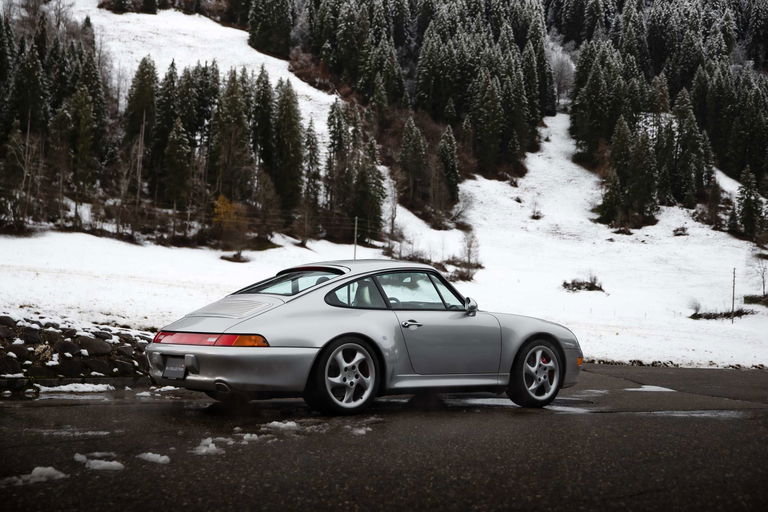 Porsche 993 Carrera 4S