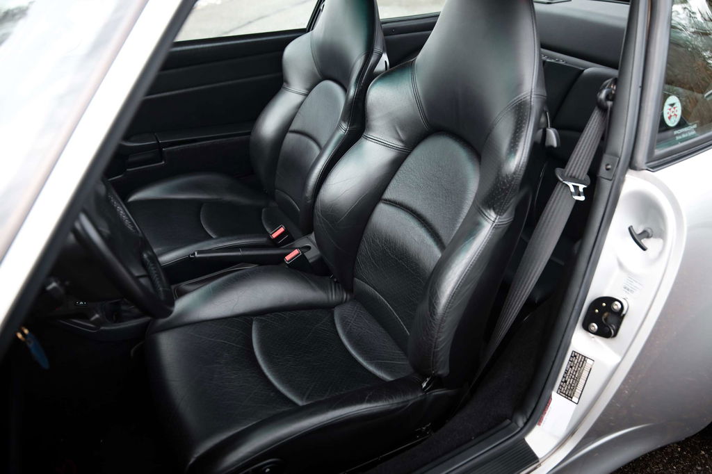 Porsche 993 Carrera 4S