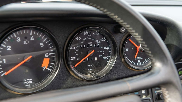 Porsche 911 Carrera 3.2 Speedster (US)