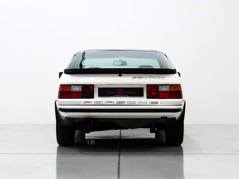 Porsche 924 Turbo