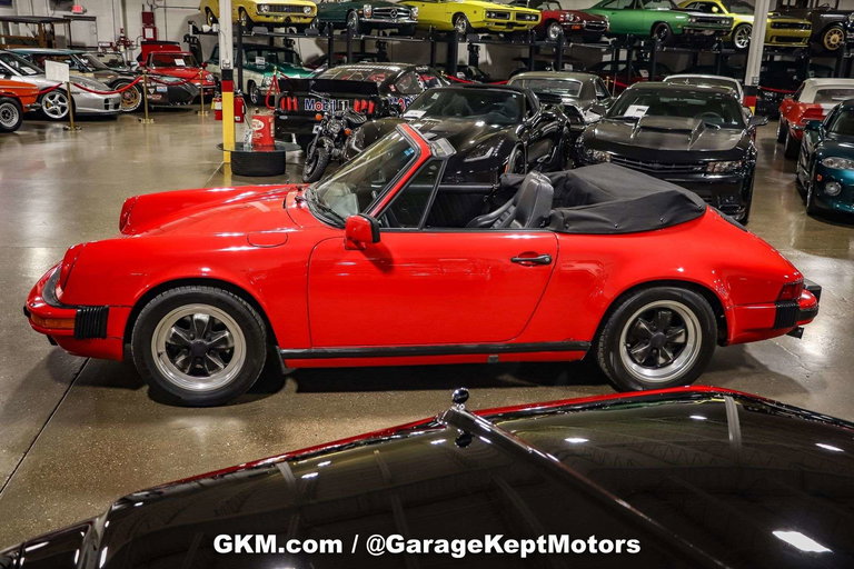 Porsche 911 Carrera 3.2 (US)