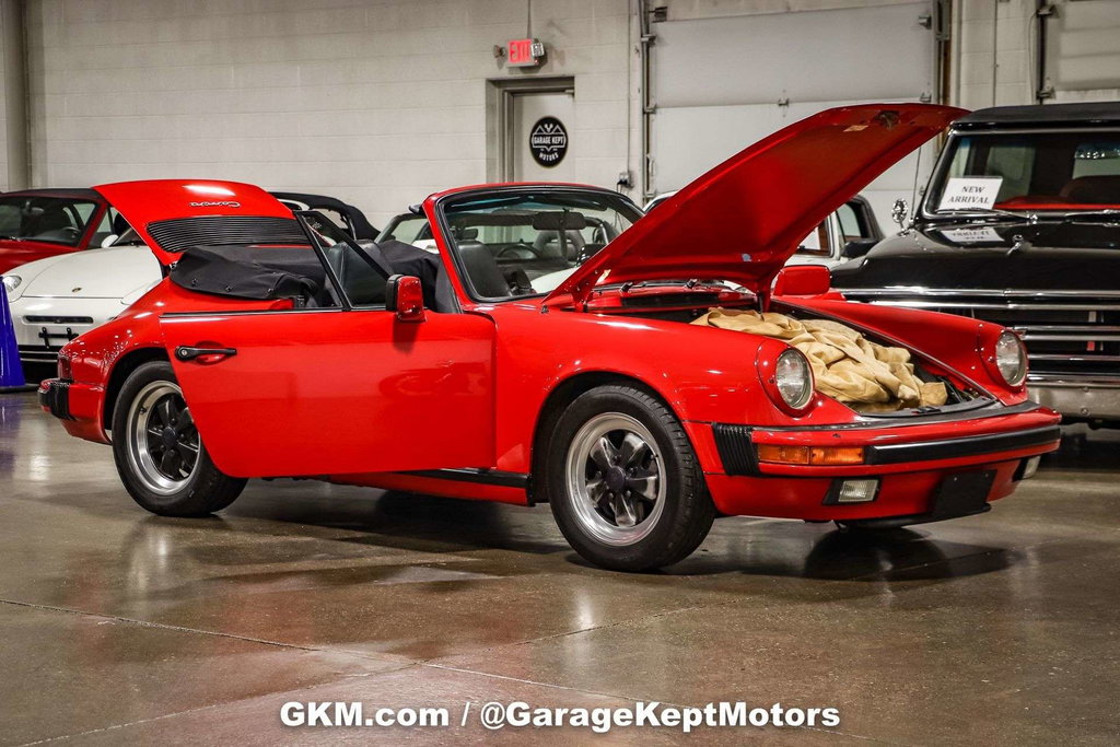 Porsche 911 Carrera 3.2 (US)