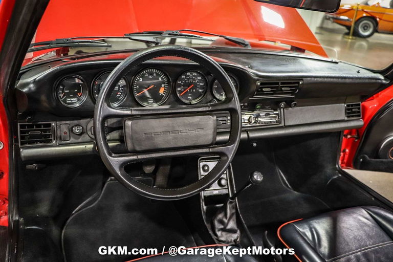 Porsche 911 Carrera 3.2 (US)