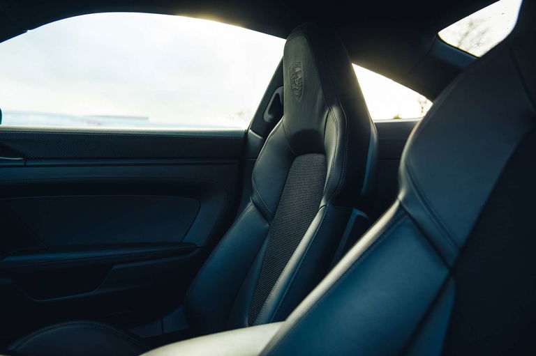 Porsche 992 GT3 Touring