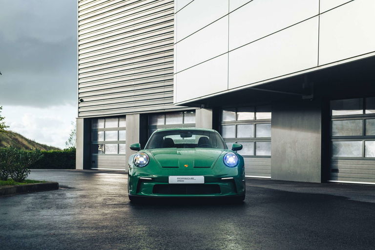 Porsche 992 GT3 Touring