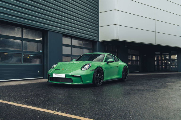 Porsche 992 GT3 Touring