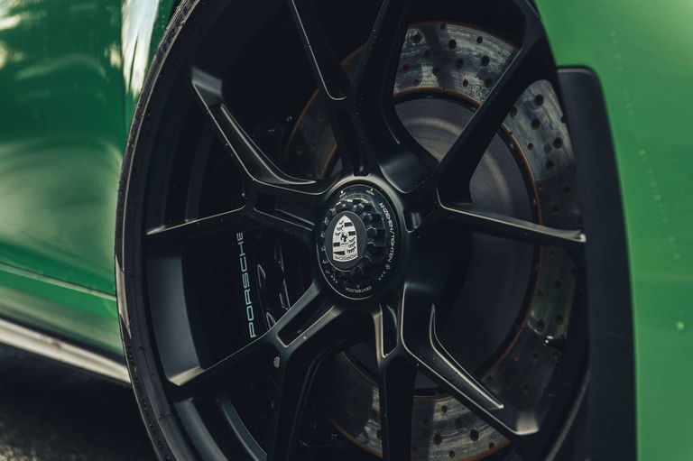 Porsche 992 GT3 Touring