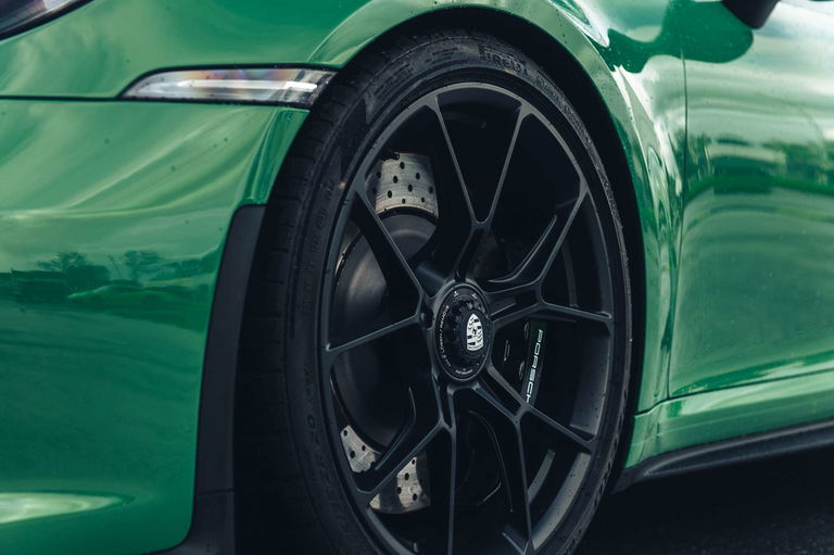 Porsche 992 GT3 Touring