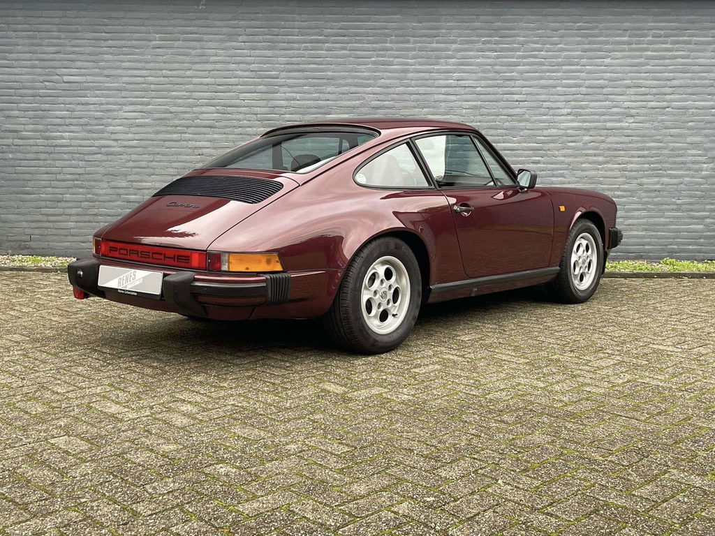 Porsche 911 Carrera 3.2
