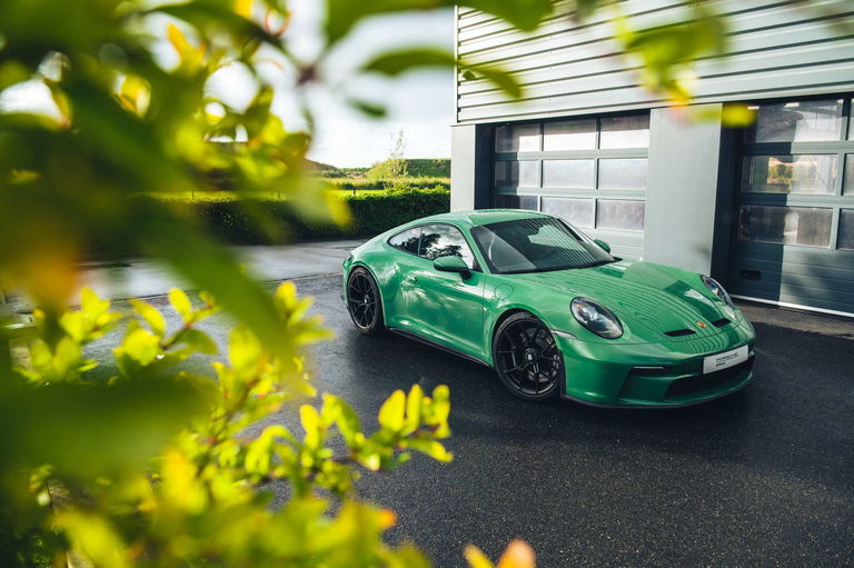 Porsche 992 GT3 Touring