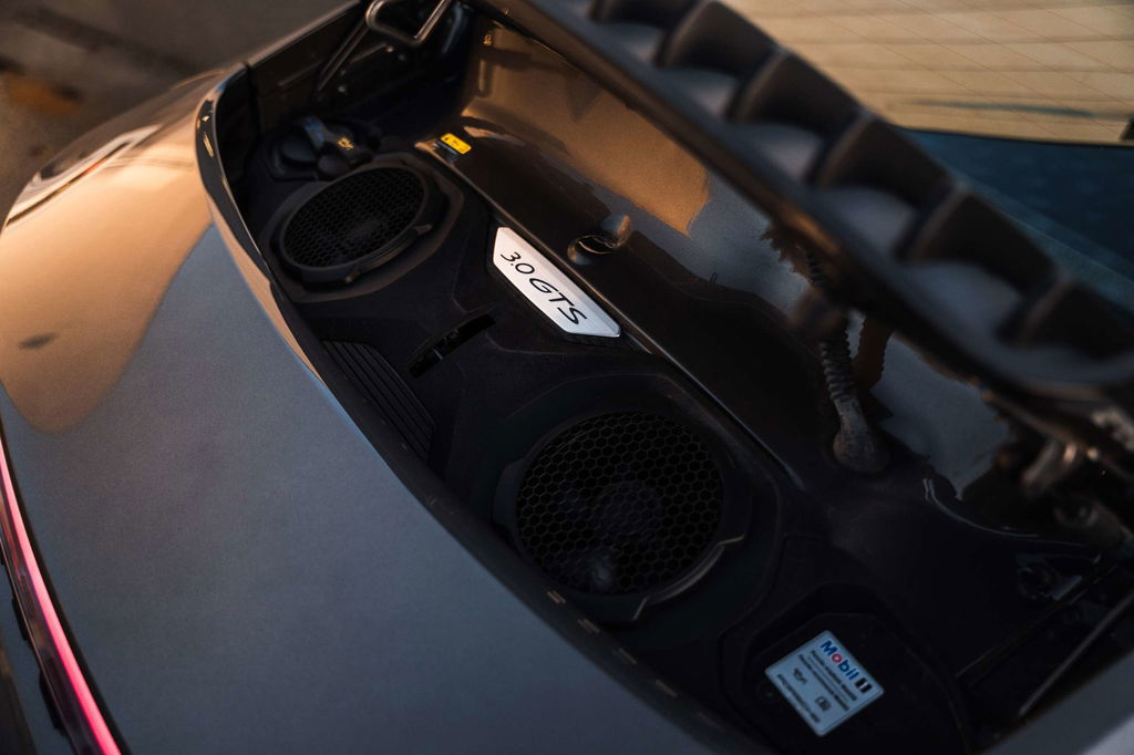 Porsche 992 Carrera 4 GTS