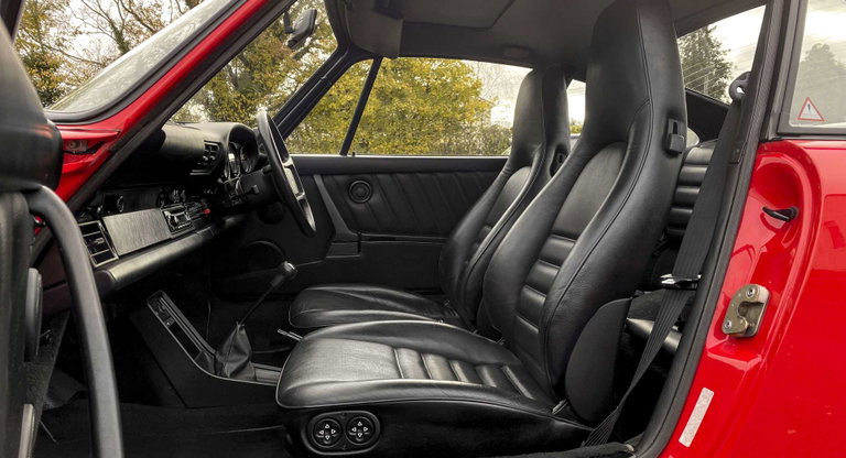 Porsche 911 Carrera 3.2