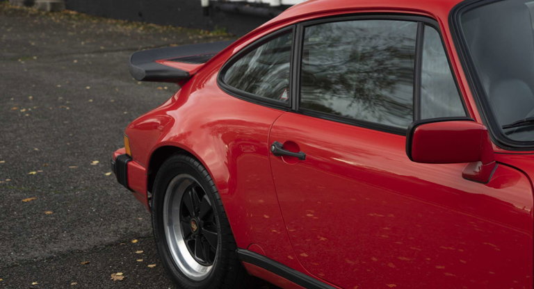 Porsche 911 Carrera 3.2