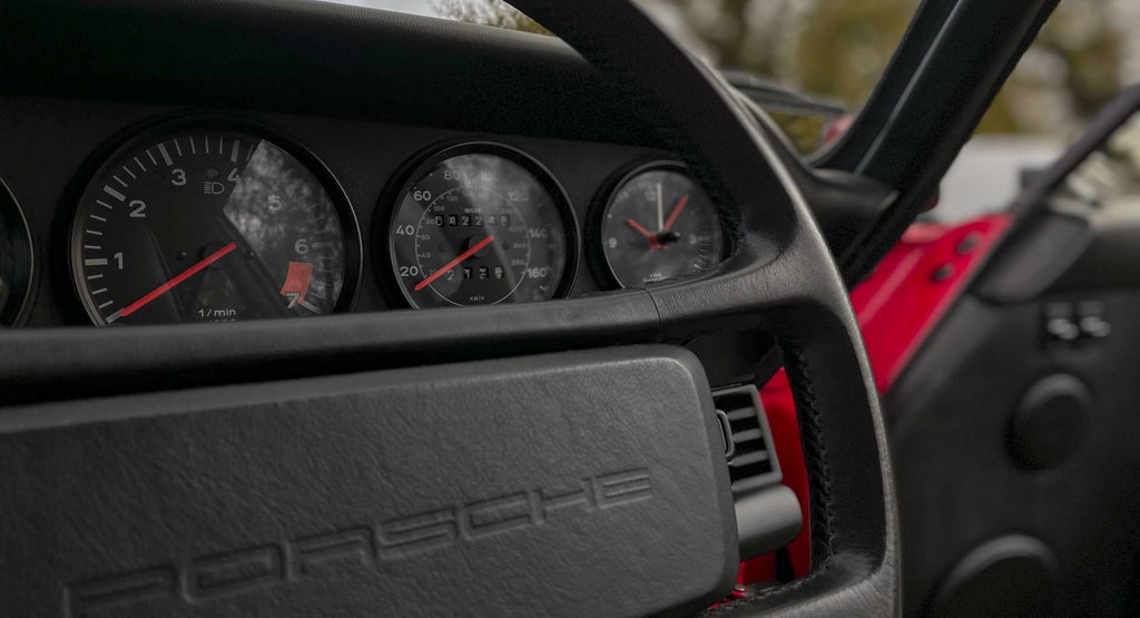 Porsche 911 Carrera 3.2