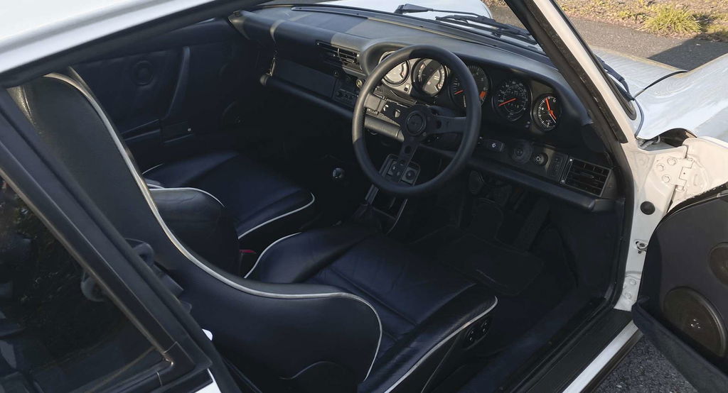 Porsche 911 Carrera 3.2