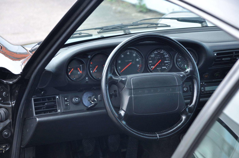 Porsche 964 Carrera 4 WTL