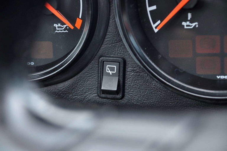 Porsche 964 Carrera 4 WTL