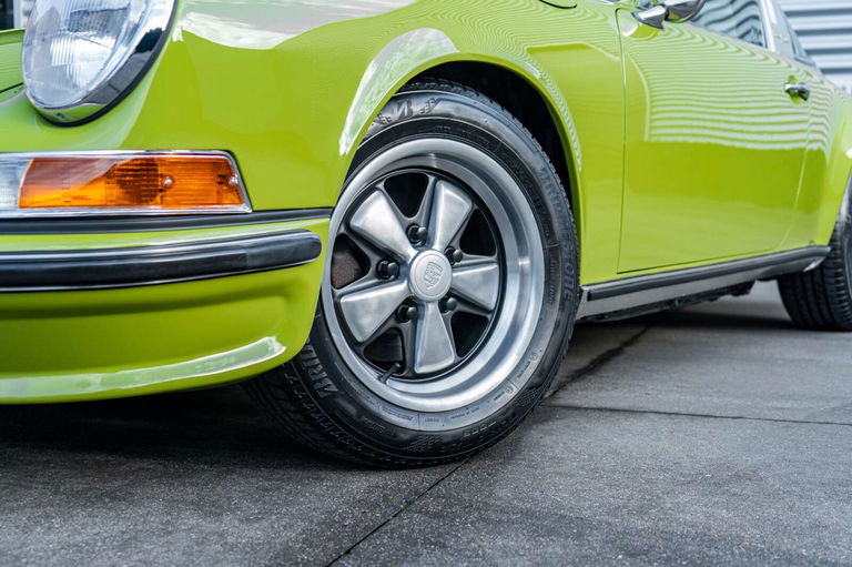 Porsche 911 Backdate