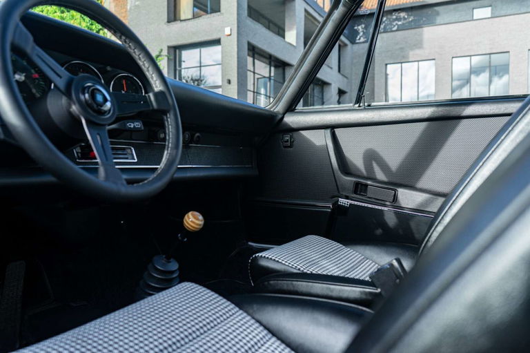 Porsche 911 Backdate