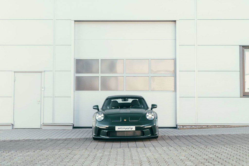 Porsche 992 GT3 Touring