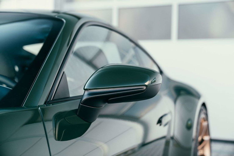 Porsche 992 GT3 Touring