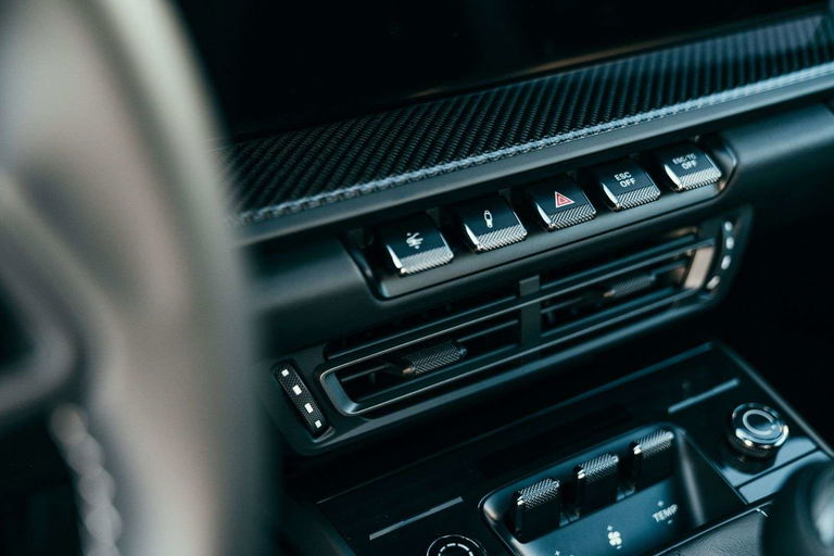 Porsche 992 GT3 Touring