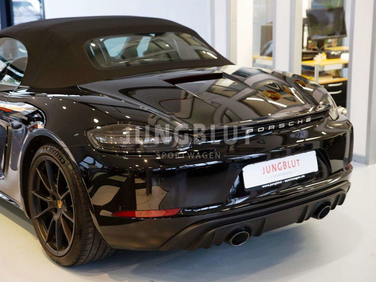 Porsche 718 Cayman GTS 4.0