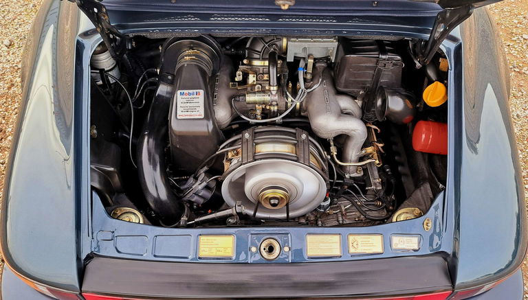 Porsche 911 Carrera 3.2