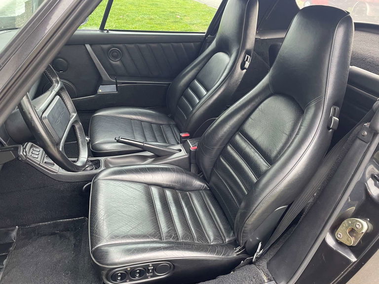 Porsche 964 Carrera 4