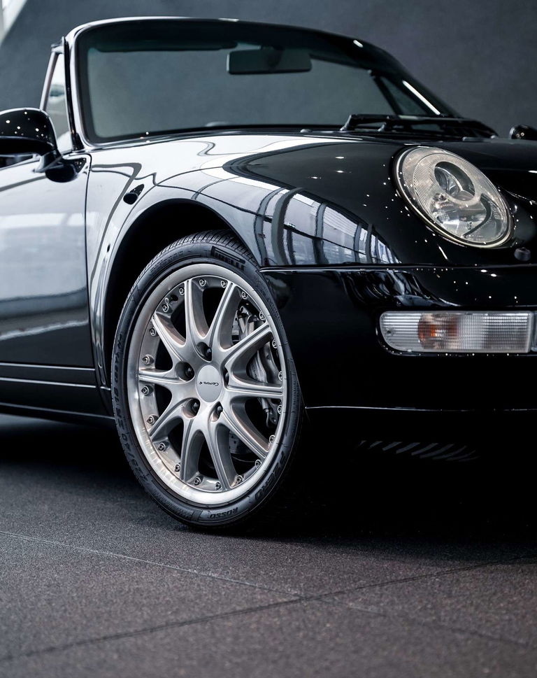 Porsche 993 Carrera 4