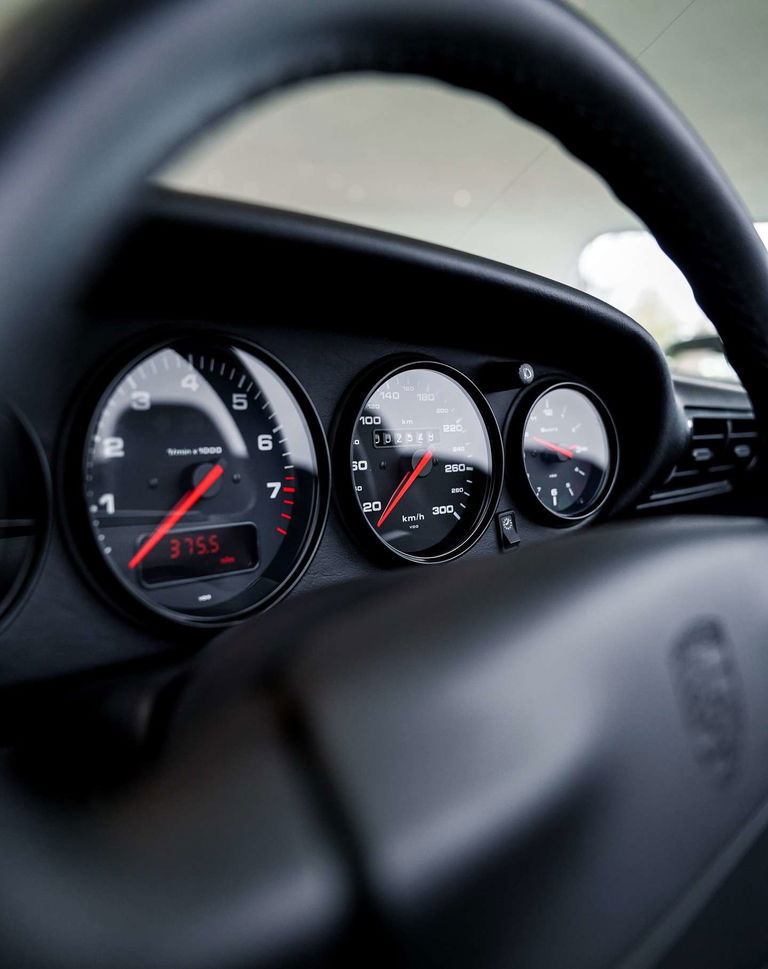 Porsche 993 Carrera 4