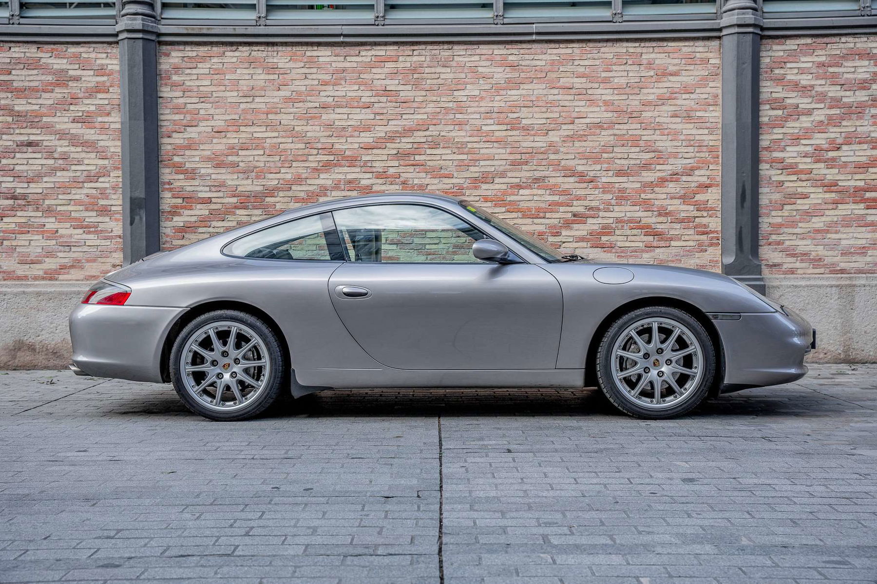 Porsche 996 Carrera 4