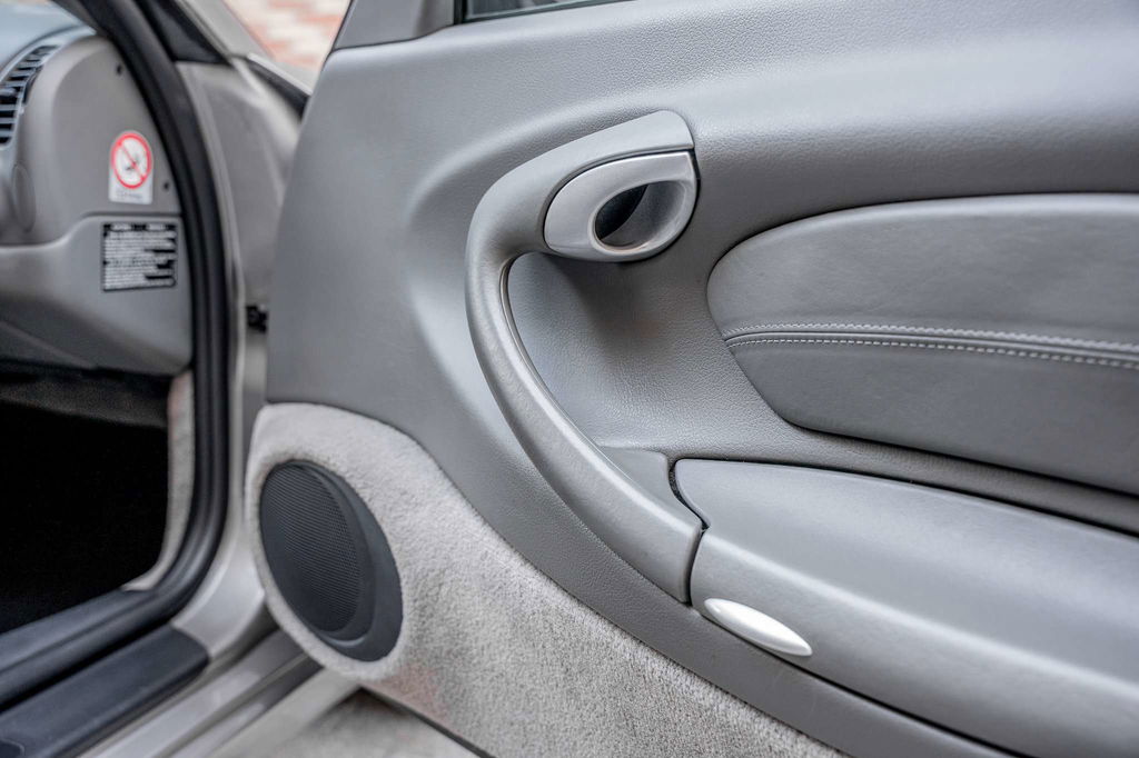 Porsche 996 Carrera 4