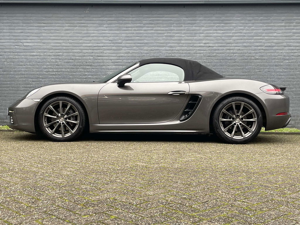 Porsche 718 Boxster